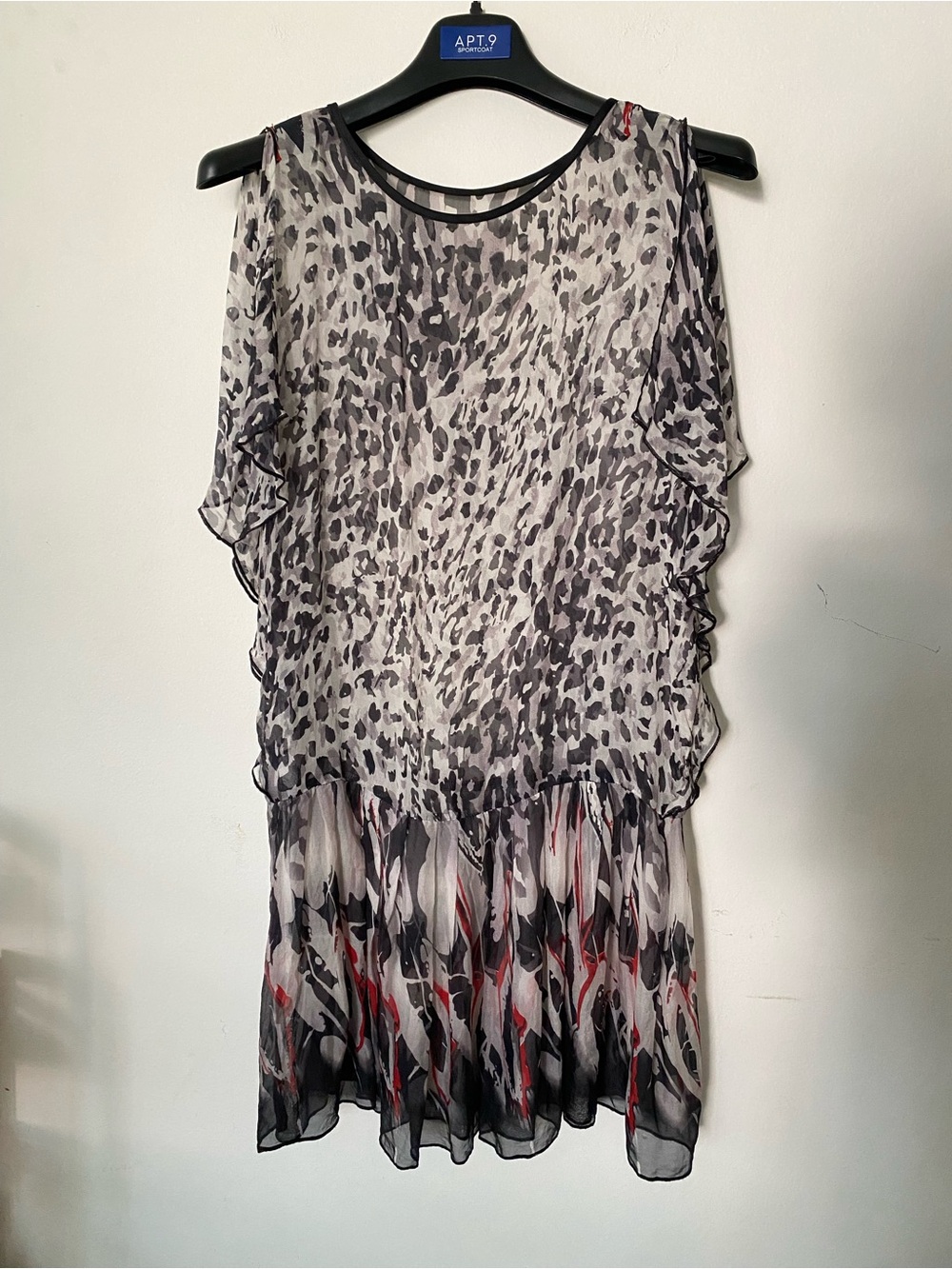 100%silk Gray Leopard Print tunics